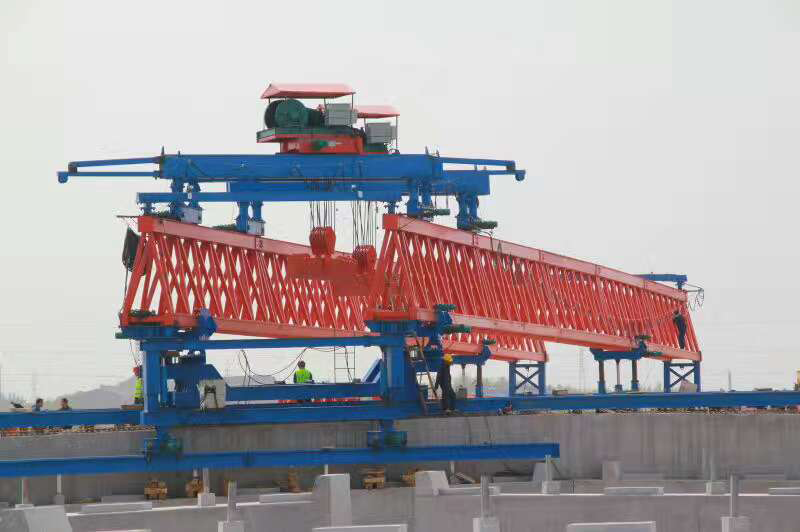 橋梁式起重機(jī)的電動機(jī)特點(diǎn)